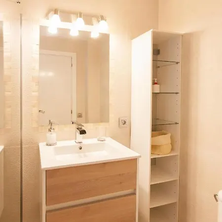 Apartamento Dani Apartment *